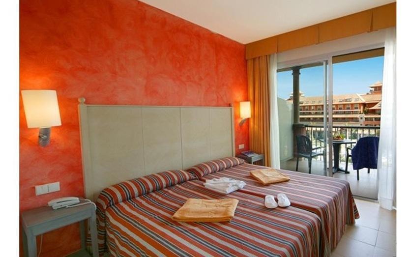Ohtels Islantilla Exteriör bild