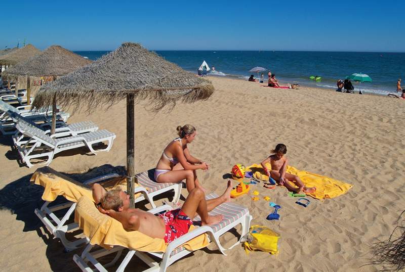 Ohtels Islantilla Exteriör bild